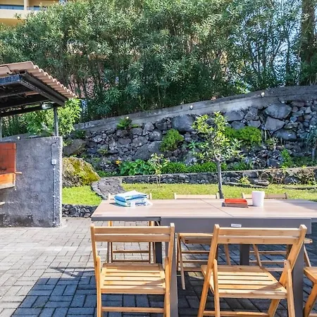 Villa Super Sunset Ponta Delgada (Madeira)